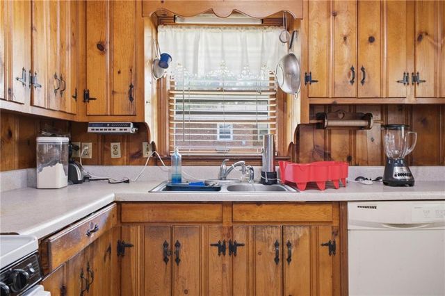 4 Wakefield Place, Rome, GA 30165