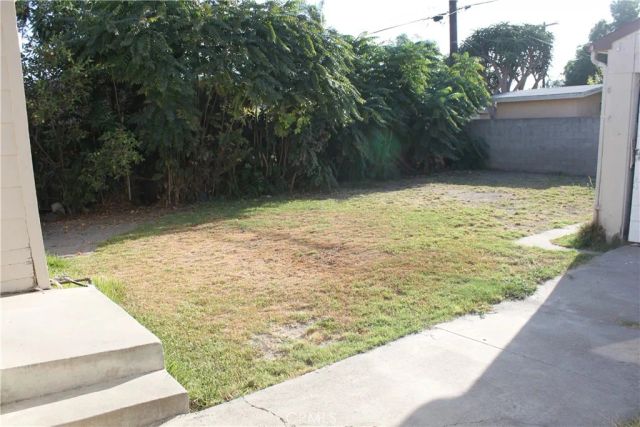 1920 S Parton Street, Santa Ana, CA 92707