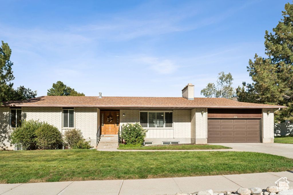 2311 E SNOW MOUNTAIN DR, Sandy, UT 84093