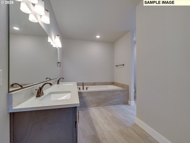 305 E CARIBOU Ct 22, La Center, WA 98629