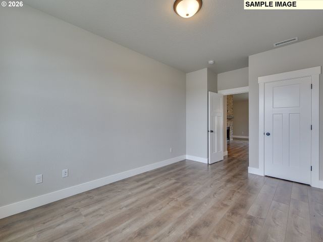 305 E CARIBOU Ct 22, La Center, WA 98629