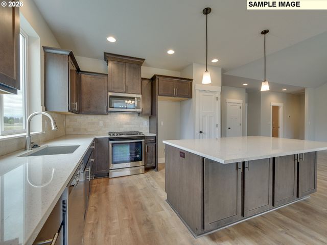 305 E CARIBOU Ct 22, La Center, WA 98629