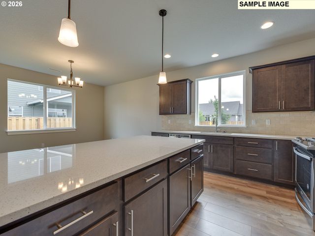 305 E CARIBOU Ct 22, La Center, WA 98629