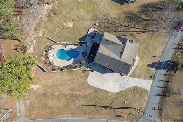 701 Mulberry Circle, Woodstock, GA 30189