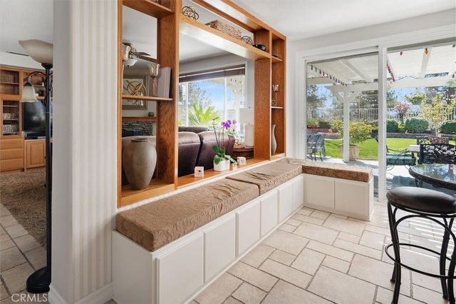 23224 Sherwood, Valencia, CA 91354