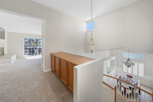 23224 Sherwood, Valencia, CA 91354