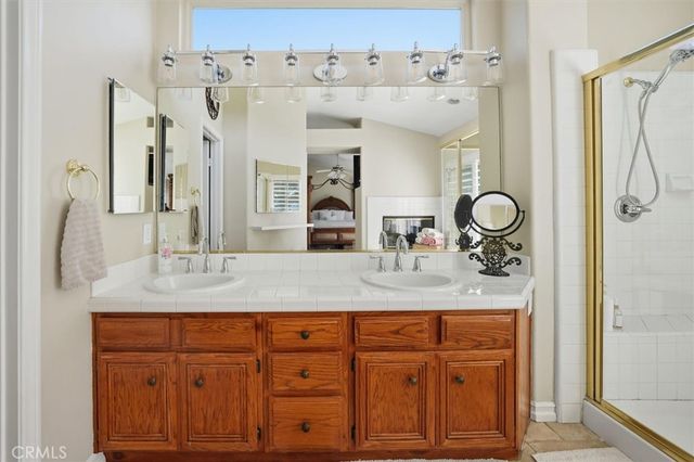 23224 Sherwood, Valencia, CA 91354