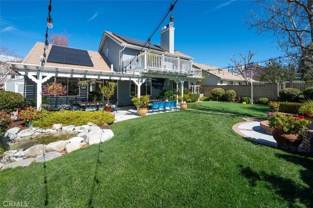 23224 Sherwood, Valencia, CA 91354