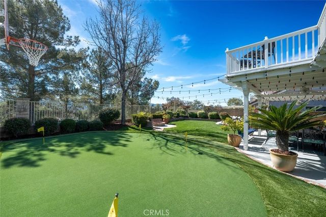 23224 Sherwood, Valencia, CA 91354