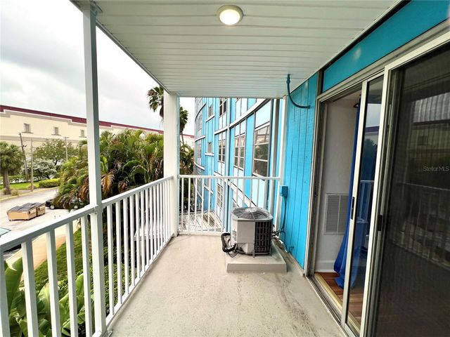 3315 58TH AVENUE S 318, St Petersburg, FL 33712