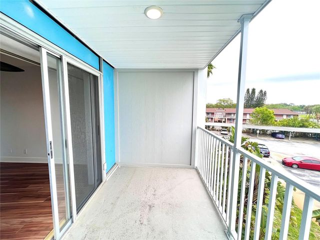 3315 58TH AVENUE S 318, St Petersburg, FL 33712