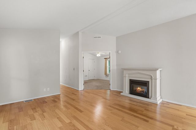 208 NW Creekside Drive, Grants Pass, OR 97526