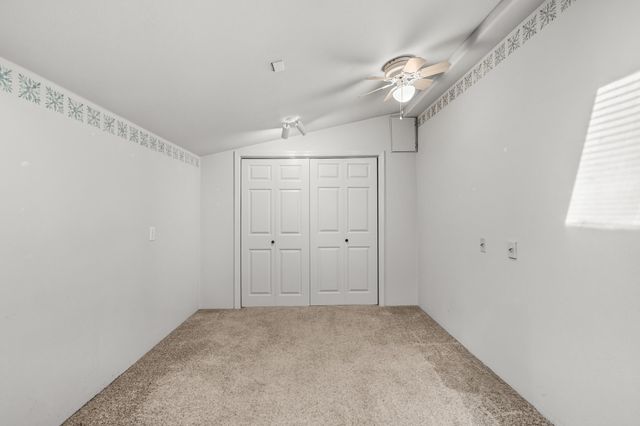 208 NW Creekside Drive, Grants Pass, OR 97526
