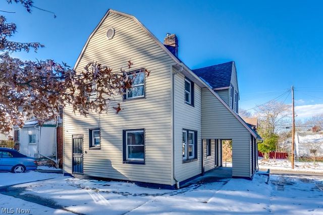 561 Melrose Street, Akron, OH 44305