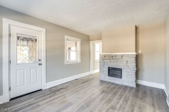 561 Melrose Street, Akron, OH 44305