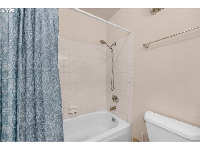 9007 Ne 111TH Ave, Vancouver, WA 98662