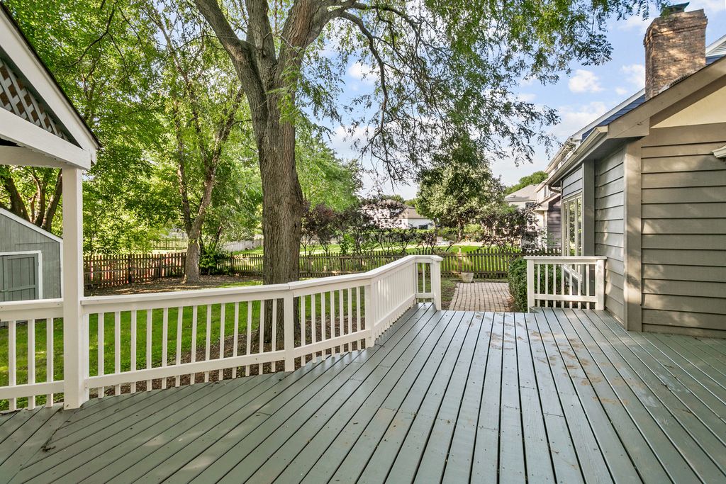 710 Alexandria Drive, Naperville, IL 60565 — photo 3