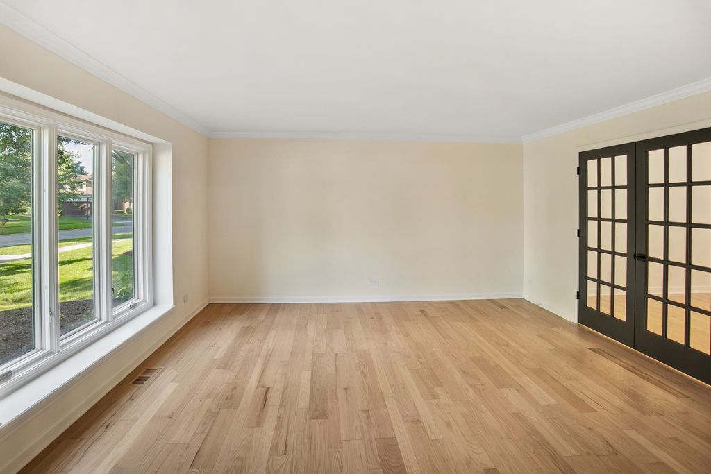 710 Alexandria Drive, Naperville, IL 60565 — photo 5