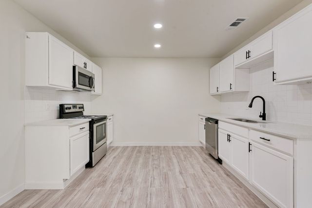 8418 Plainview Drive, Dallas, TX 75217