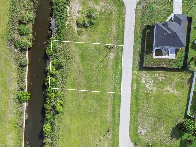 2104 13th LN, Cape Coral, FL 33909