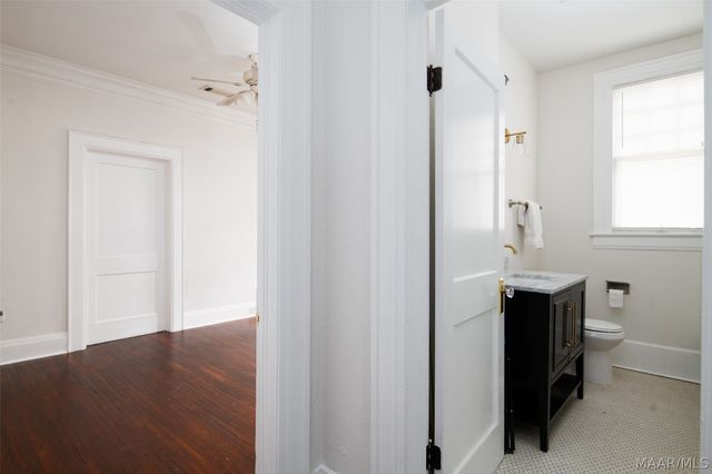 949 S Lawrence Street, Montgomery, AL 36104