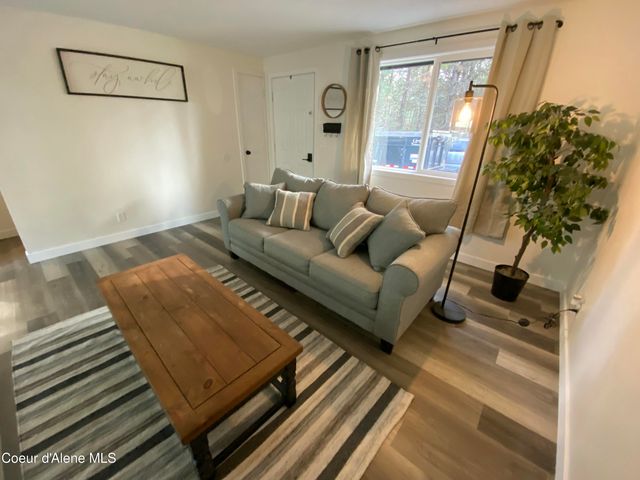 1024 E Woolsey DR, Coeur D'alene, ID 83814