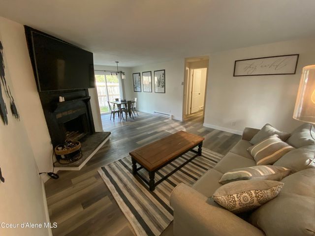 1024 E Woolsey DR, Coeur D'alene, ID 83814