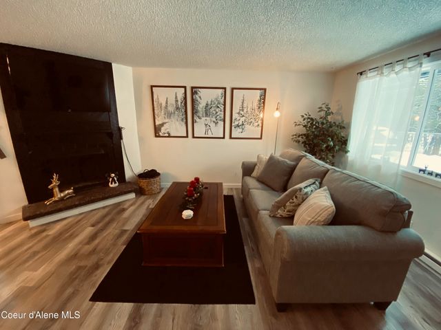1024 E Woolsey DR, Coeur D'alene, ID 83814