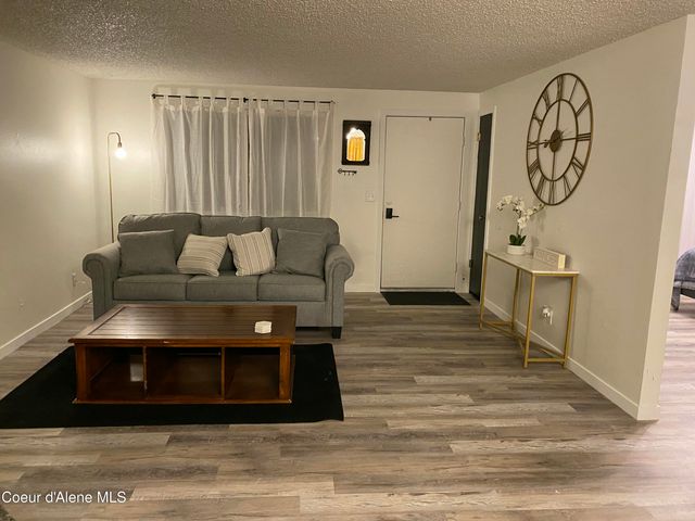 1024 E Woolsey DR, Coeur D'alene, ID 83814