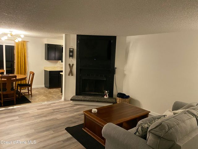 1024 E Woolsey DR, Coeur D'alene, ID 83814