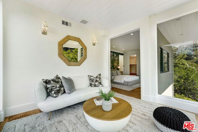 2506 Zorada Drive, Los Angeles, CA 90046