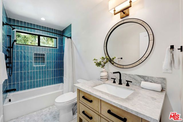 2506 Zorada Drive, Los Angeles, CA 90046