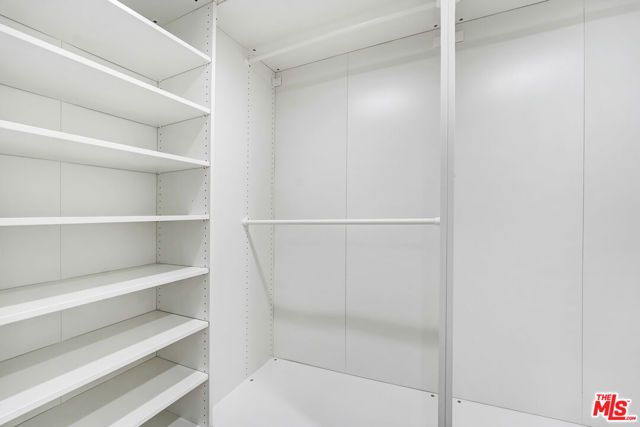 2506 Zorada Drive, Los Angeles, CA 90046