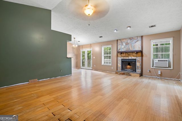 1406 River Landing Way, Woodstock, GA 30188