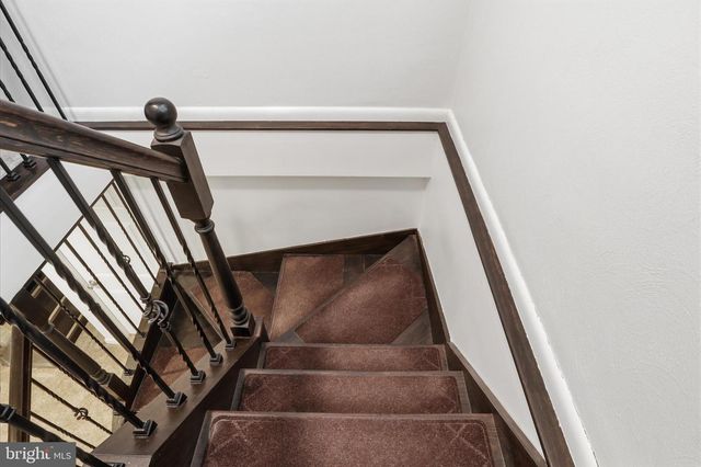 332 DONNA LN, York, PA 17403