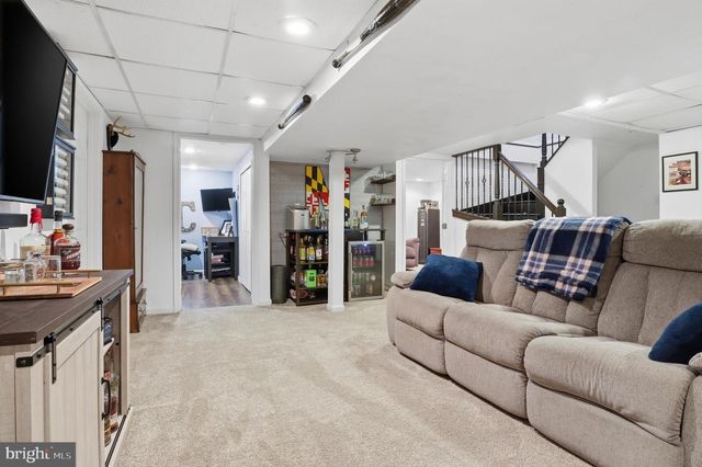332 DONNA LN, York, PA 17403