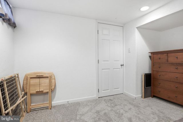 332 DONNA LN, York, PA 17403