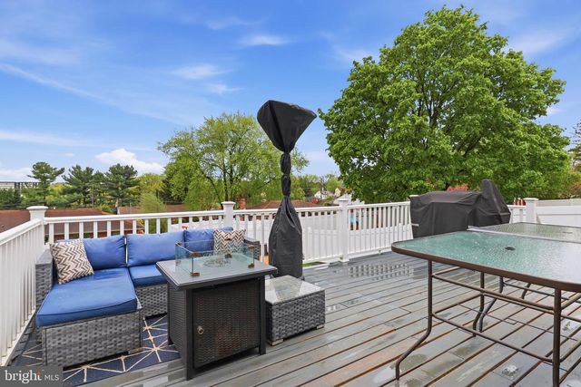 332 DONNA LN, York, PA 17403