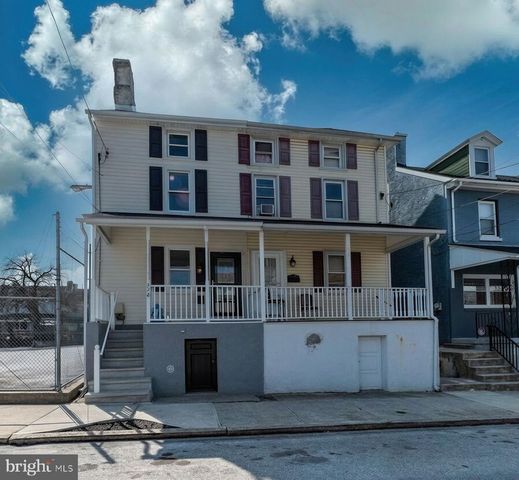 328 CHURCH ST, Phoenixville, PA 19460