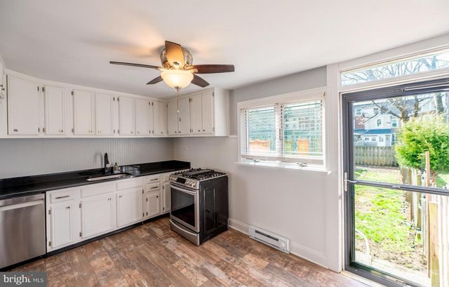 328 CHURCH ST, Phoenixville, PA 19460