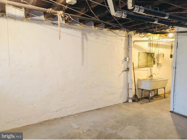 417 COPLEY RD, Upper Darby, PA 19082