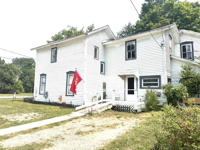 313 W 6th Street, Evart, MI 49631