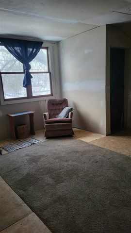 313 W 6th Street, Evart, MI 49631