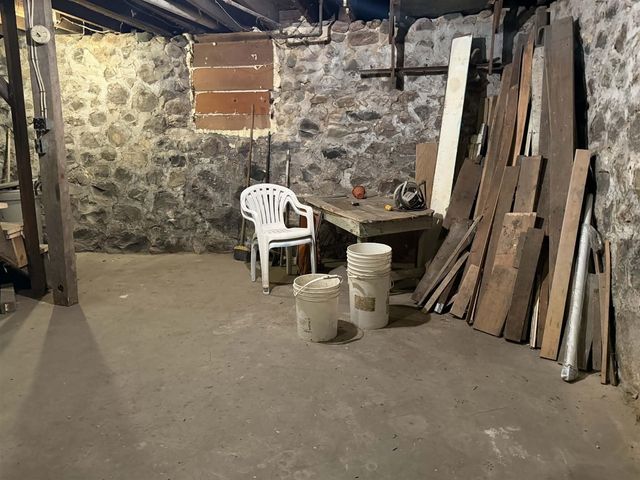 313 W 6th Street, Evart, MI 49631