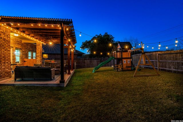11331 Massive Mt, Helotes, TX 78023