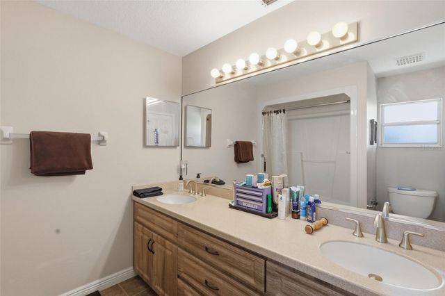 1200 N HART ROAD, Geneva, FL 32732