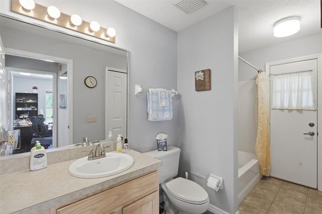 1200 N HART ROAD, Geneva, FL 32732