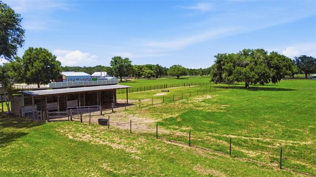 1200 N HART ROAD, Geneva, FL 32732