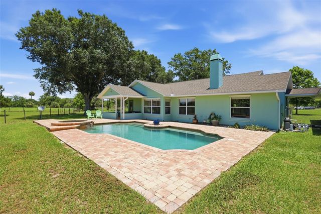 1200 N HART ROAD, Geneva, FL 32732
