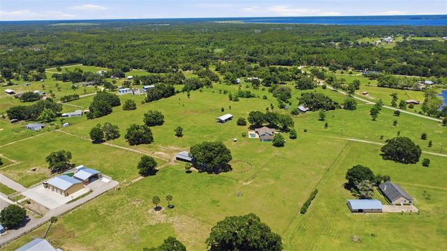 1200 N HART ROAD, Geneva, FL 32732